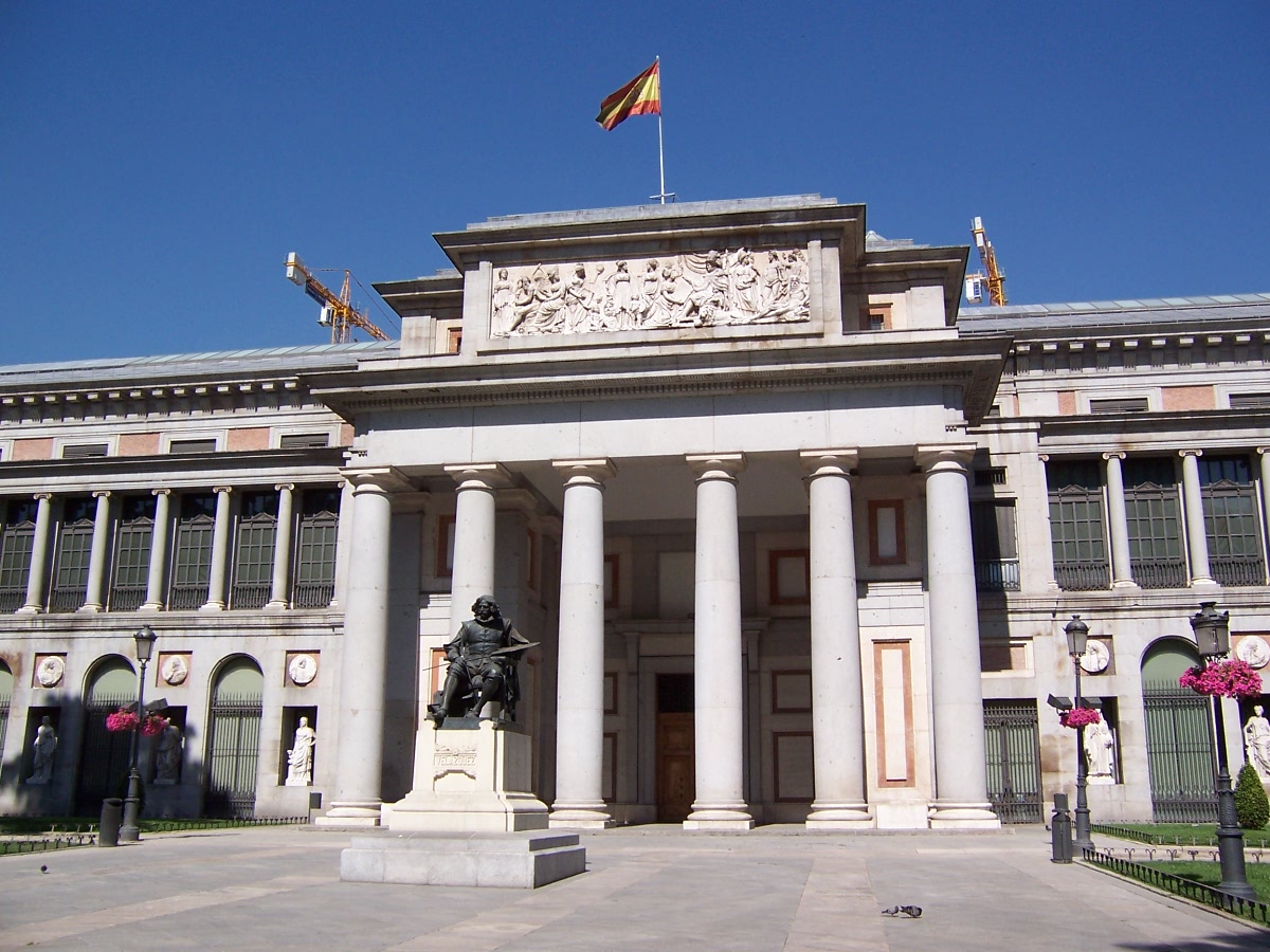 The entrance of the Museo del Prado with the statue of Velazquez, Madrid